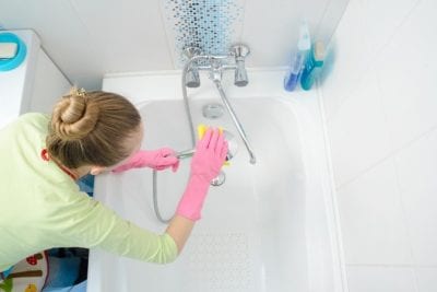 Who is in Charge - Airbnb Host or House Cleaner, Cleaning Bathtub