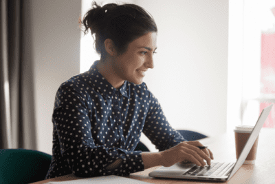 How to Make Ads That Work, Woman on Computer